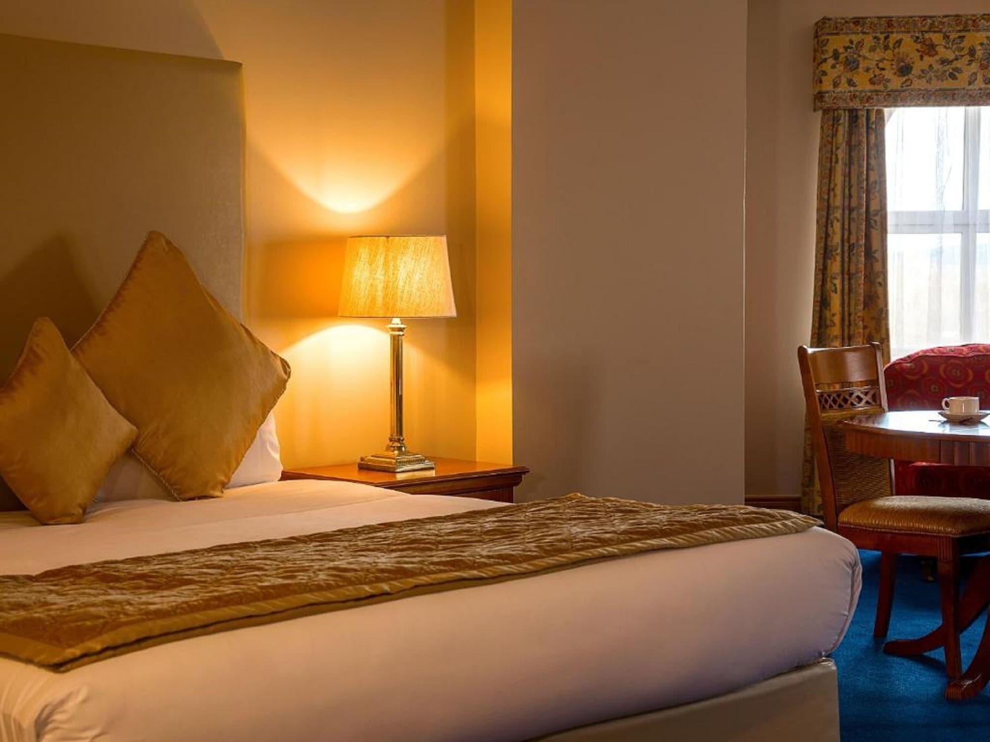 Lady Gregory Hotel, Leisure Club & Beauty Rooms Горт Экстерьер фото