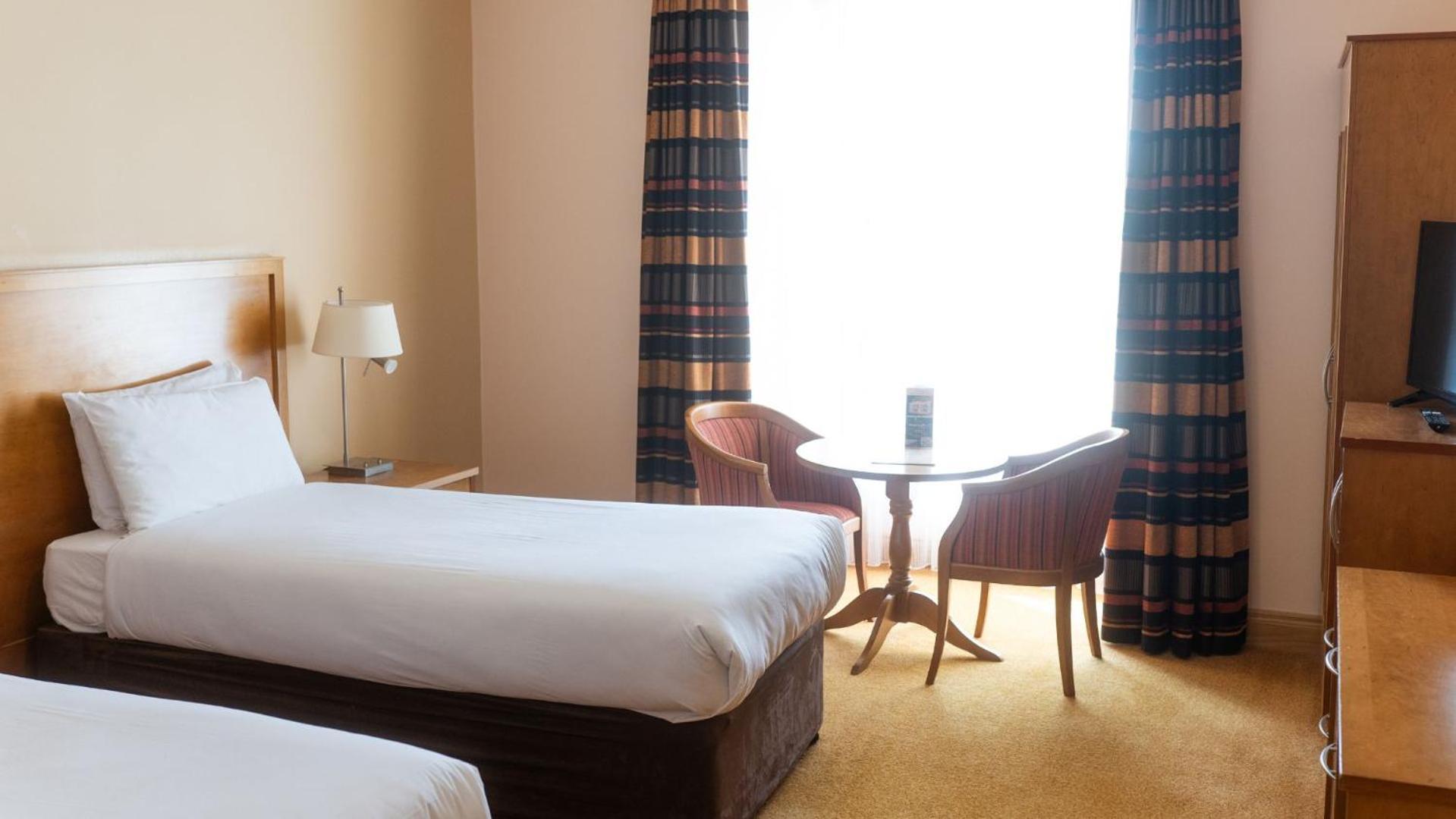 Lady Gregory Hotel, Leisure Club & Beauty Rooms Горт Экстерьер фото
